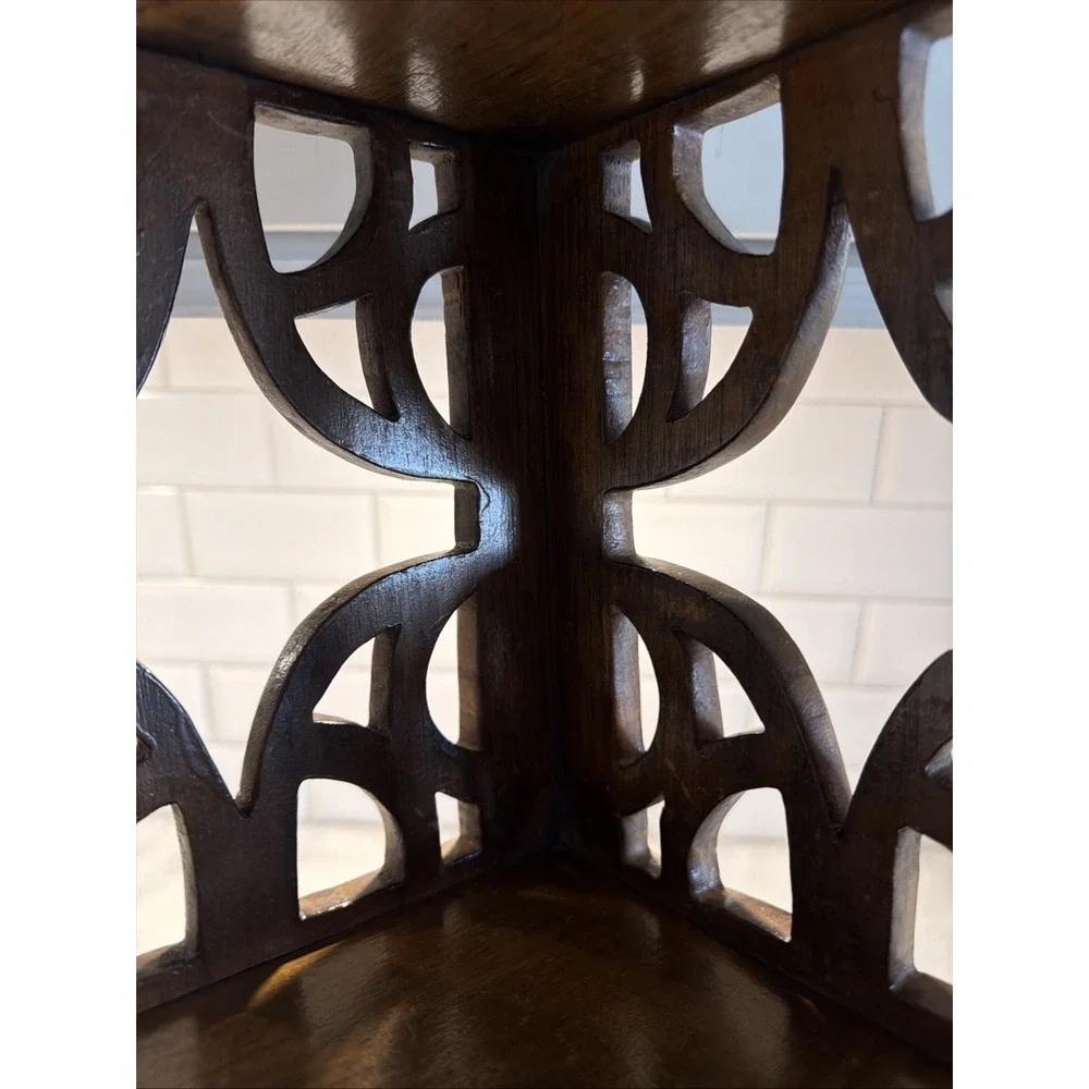 Vintage Butler 24in Corner Shelf Wood Fretwork Victorian Ornate Scrollwork GW005